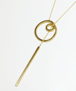 Alternative view of Halssmykke : Celle med stav : halsamok37