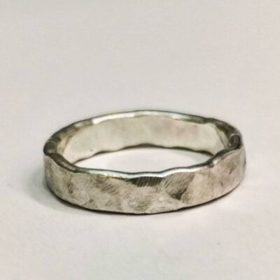 Mat hammerslået ring, hammer