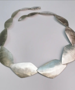 hallssmykke rhombe plade halsamok24