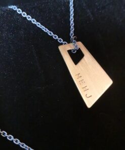 vedhæng halsamok43 plade firkant