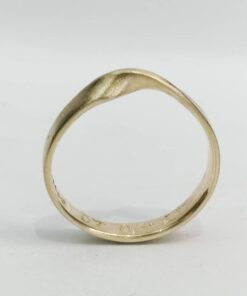 ring med twist tvist