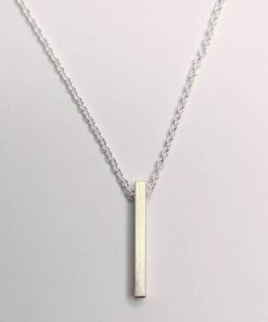 Vedhæng firkantet stav halsamok40