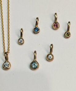 Vedhæng med sten fattet i kugle, diamant, brillant,