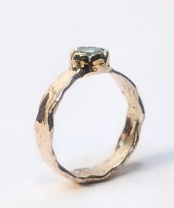 ramok1067k Smelte ring med sten i rør, grøn, safir, organisk, slinger