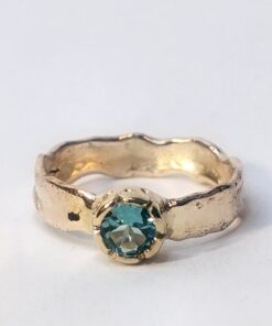 ramok1067k Smelte ring med sten i rør, grøn, safir, organisk, slinger