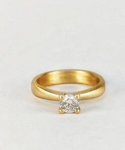 ramok1169 ramokT19 ring forlovelse solitair solitaire 4grab 4grabber prinsesse lap brillant rød klassisk